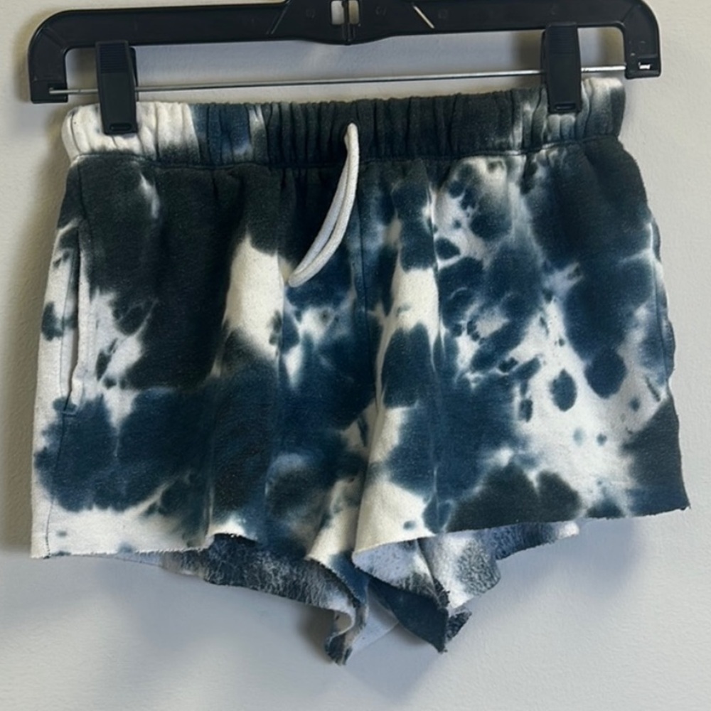 Colsie Blue and White Athletic Shorts Size XS